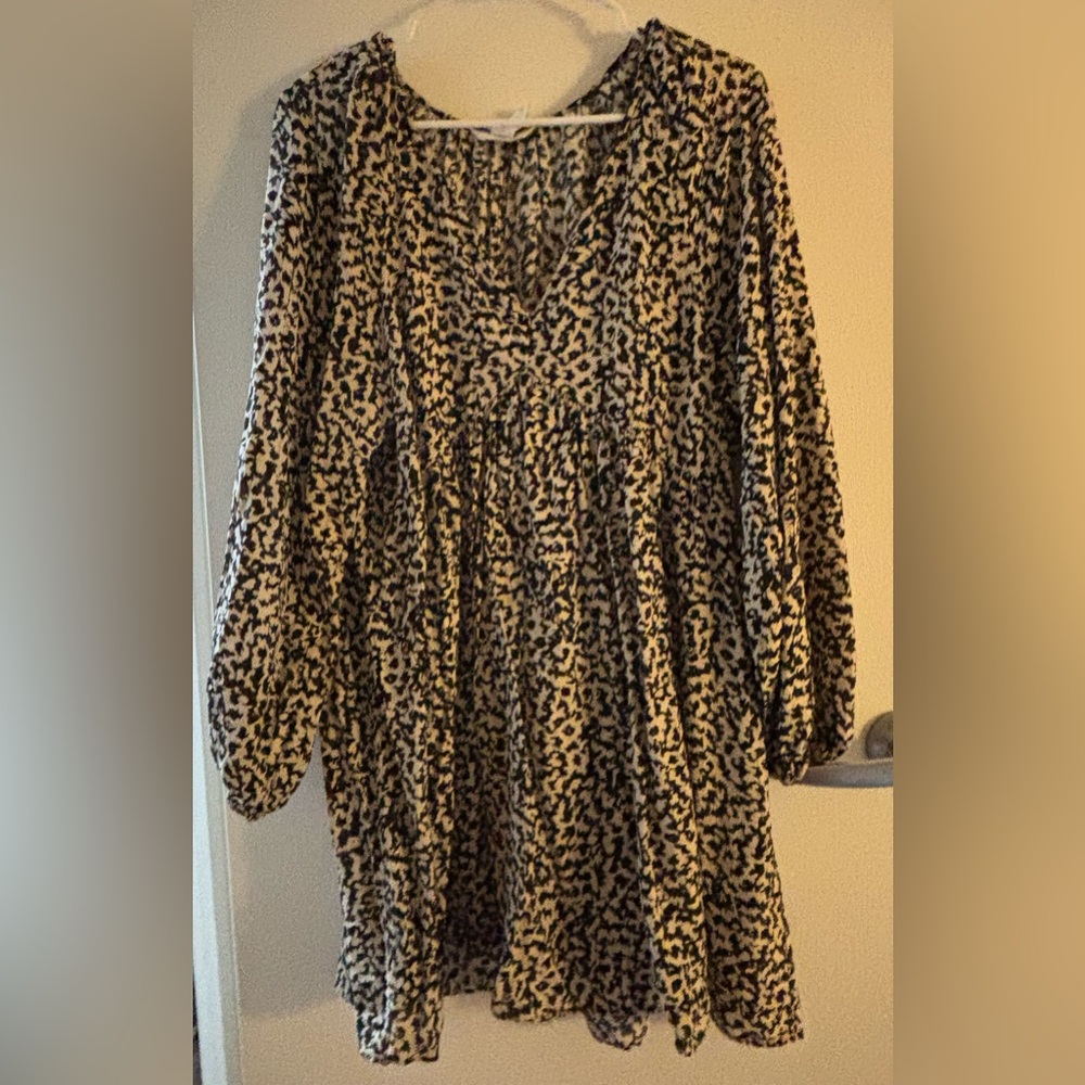 H&M Black and Cream Midi Dress